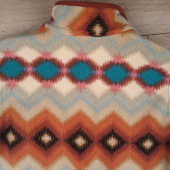 Patterned Multicolor Pullover Jacket - Picture 9 of 10